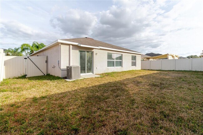 Building Photo - 304 Cascade Bend Dr