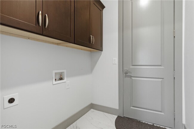 Building Photo - 1706 NW 36th Pl