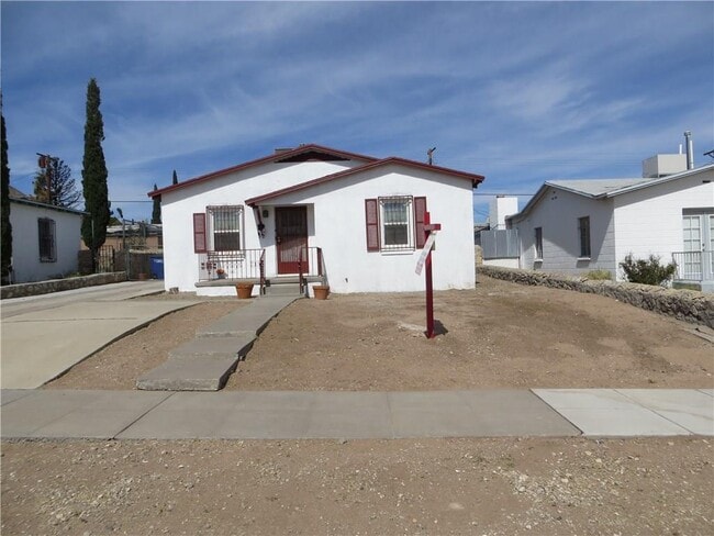 Building Photo - 3325 Monroe Ave