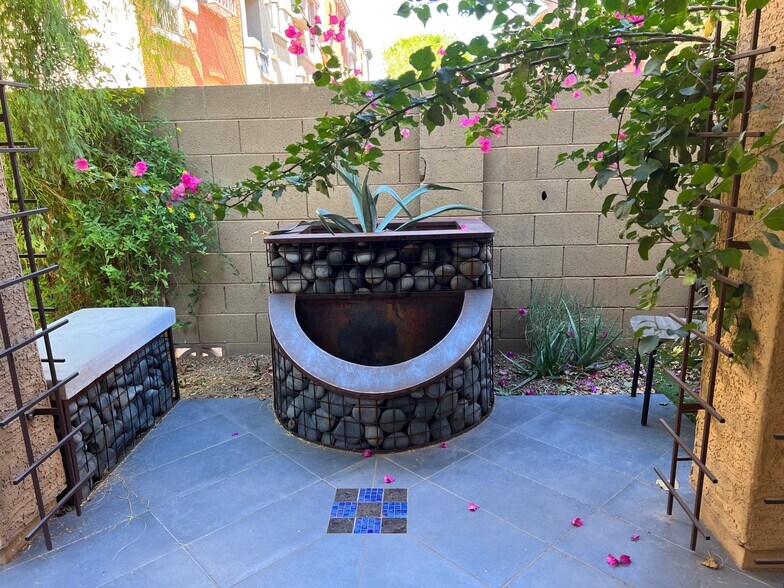 Backyard - 2402 E 5th St