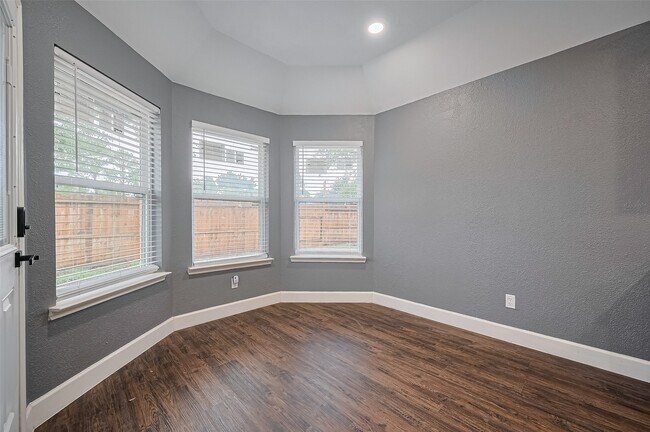 Building Photo - 3527 Bramble Fern Pl