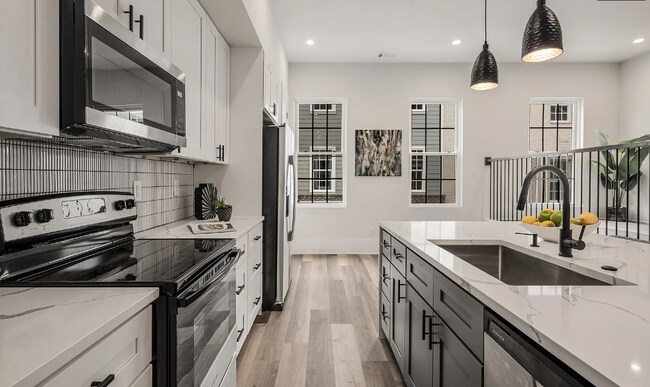 Building Photo - 3165 Dogwood Dr