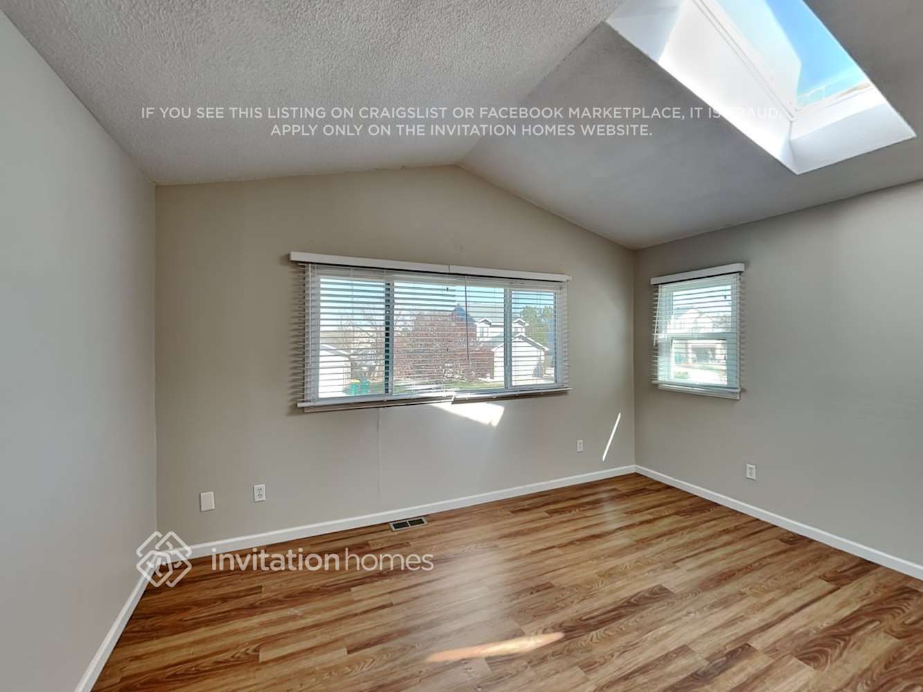 Building Photo - 4861 S Dunkirk Way