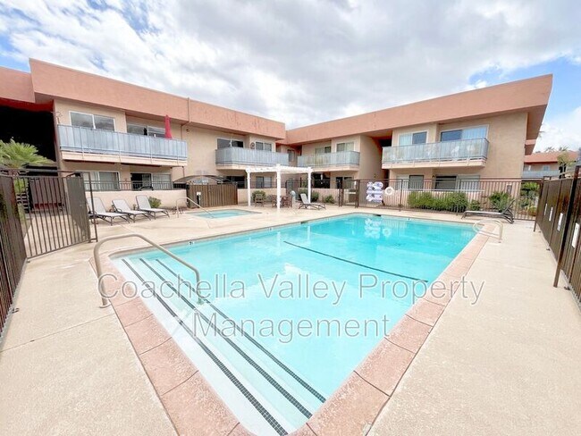 Building Photo - 400 N Sunrise Way