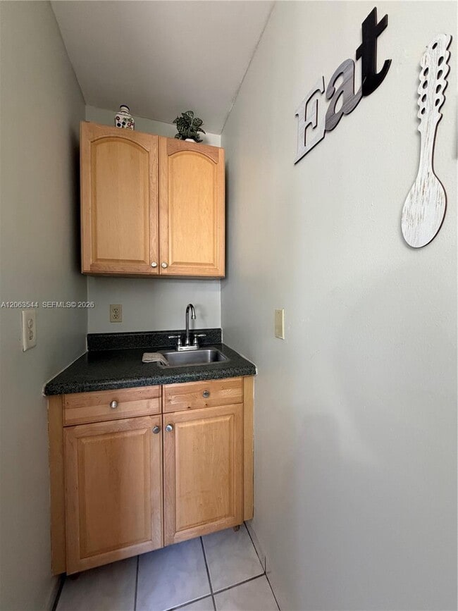 Building Photo - 10903 SW 146th Ct