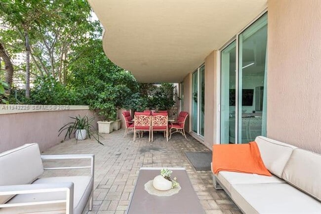 Building Photo - 17555 Atlantic Blvd