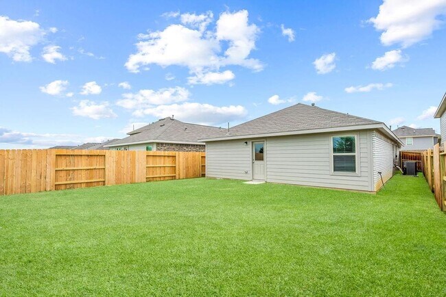 Building Photo - 7507 Birch Harvest Dr