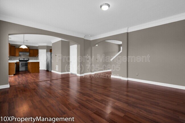 Building Photo - 3056 Melville St