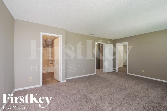Building Photo - 1820 Feather Reed Ln