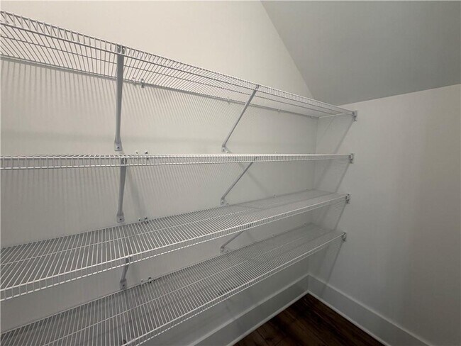 Building Photo - 1605 Aeslin Dr NW