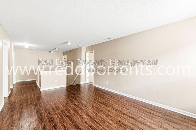 Building Photo - 12419 Deerview Dr