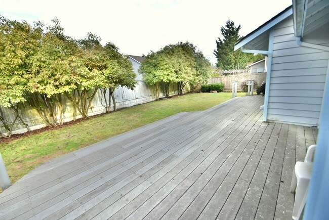 Building Photo - 3bd/2ba Mukilteo Home