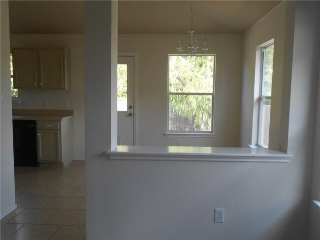 Building Photo - 2721 Breezy Point Cove