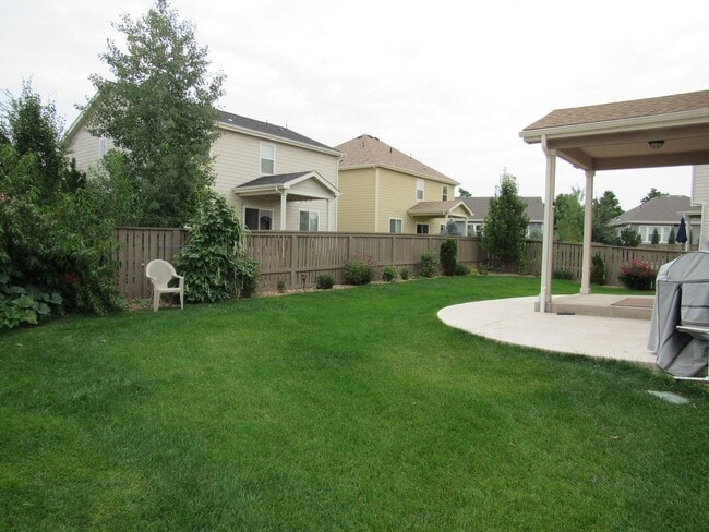 Building Photo - Stunning Longmont home