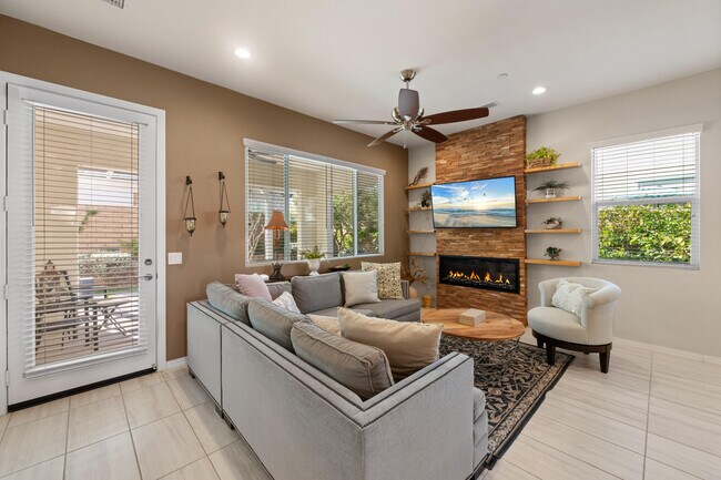 Building Photo - 78863 Amare Way