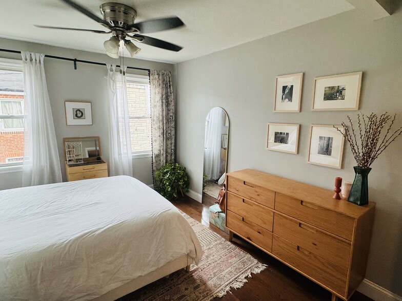 Upstairs bed - 105 S Durham St