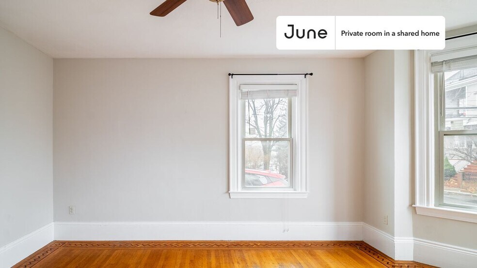Building Photo - Room in Shared 3 bed/1 bath home