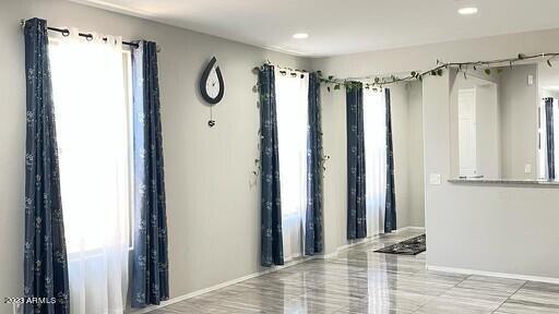 Building Photo - 9512 W Fallen Leaf Ln