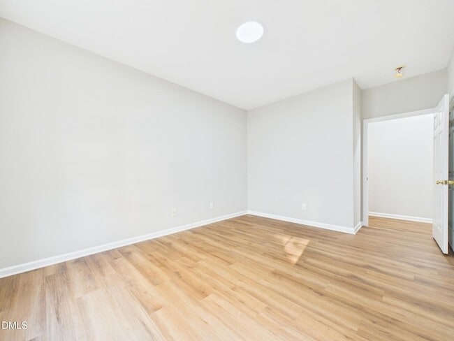 Building Photo - 2111 Kudrow Ln