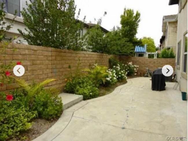 Building Photo - 1147 Azalea Way