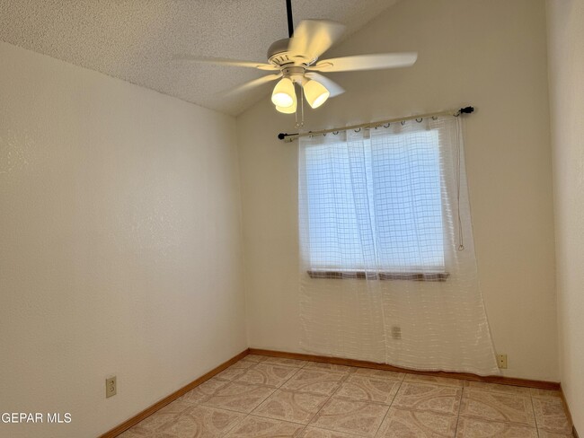 Building Photo - 1738 Onizuka Dr