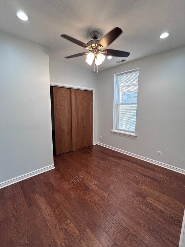 Building Photo - 720 N Throop St