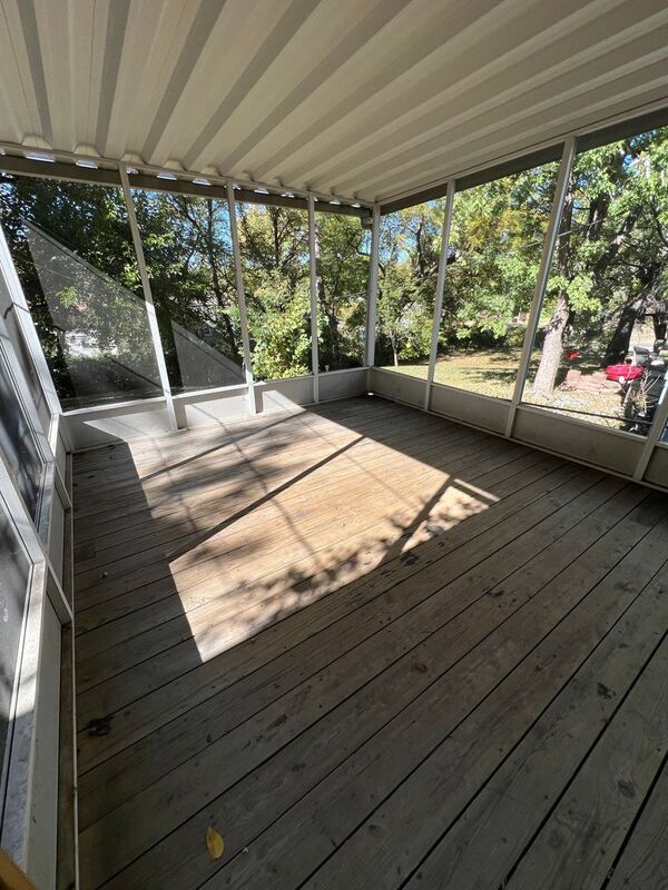 Building Photo - 6008 S Benton Ave