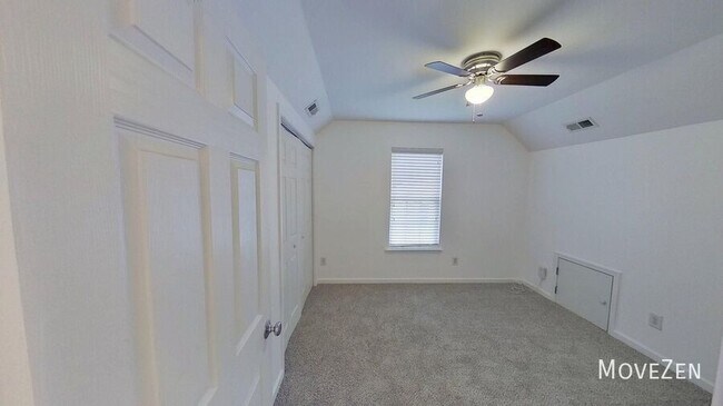 Building Photo - 1721 E Lenoir St