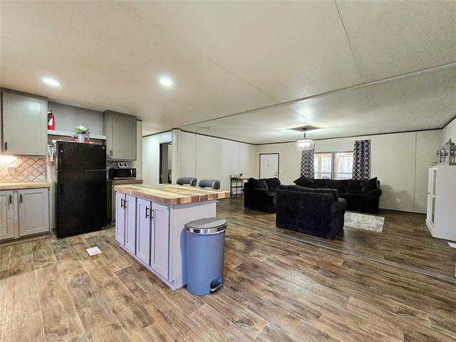 Building Photo - 688 Co Rd 4413