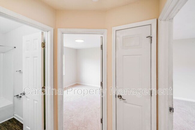 Building Photo - 3425 Anson St