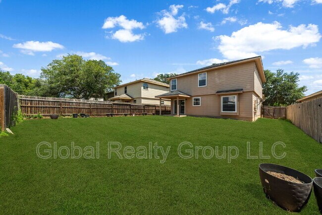 Building Photo - 10411 Artesia Wells