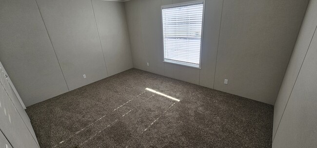 Building Photo - 178 Magnolia Pl