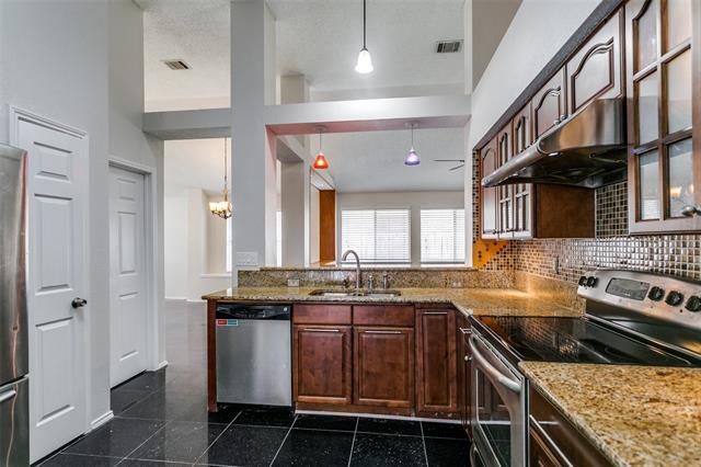 Building Photo - 908 Gordon Oaks Dr