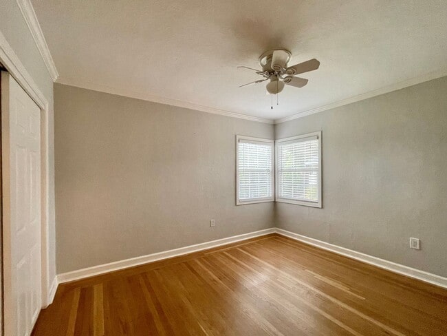 Building Photo - Charming 3 Bedroom 2 Bath Home in Old Town...