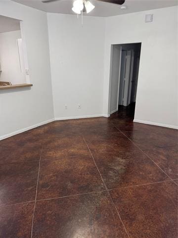 Building Photo - 521 Oakwood Ln