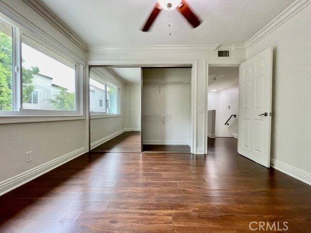 Building Photo - 2558 Orange Ave