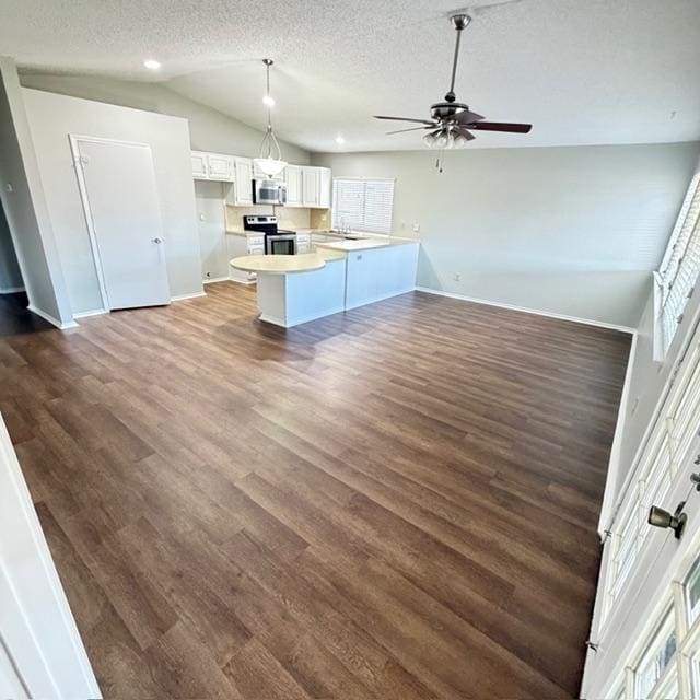 Building Photo - 1401 Panola Dr