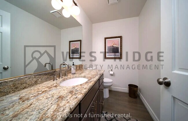 Building Photo - 1692 Village Park Ln