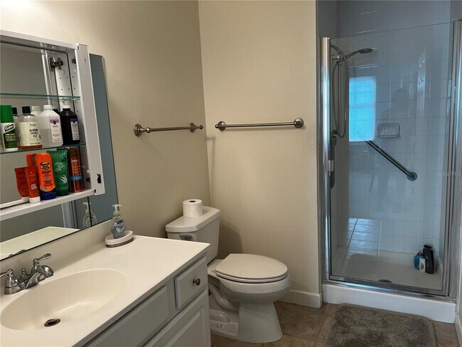 Building Photo - 750 N Tamiami Trl