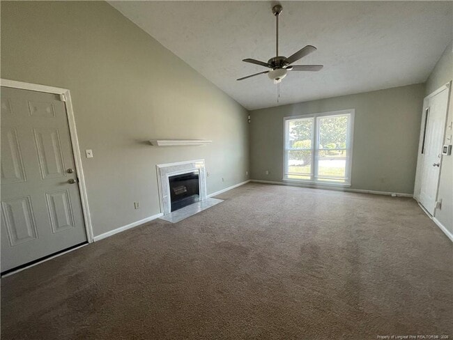 Building Photo - 2840 Chillingworth Dr