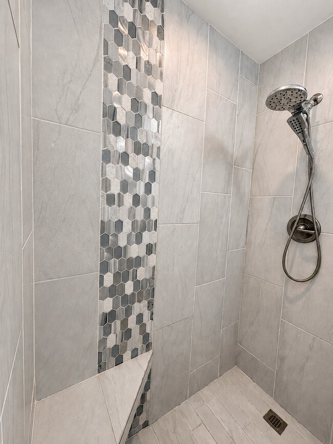 Building Photo - Charming 3-Bedroom Home in the Heart of Clarksville!