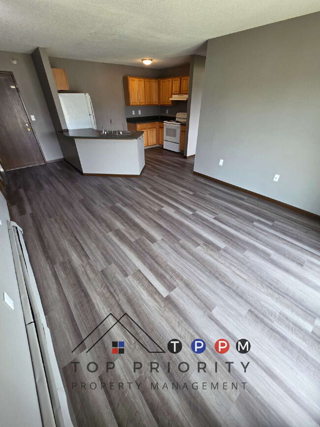 Primary Photo - 3 Bedroom | 2 Bathroom Unit Available RIGH...