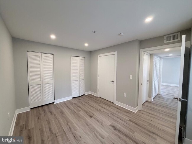 Building Photo - 15777 Easthaven Ct