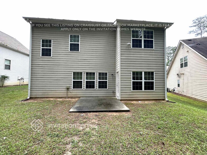 Building Photo - 2565 Beal St