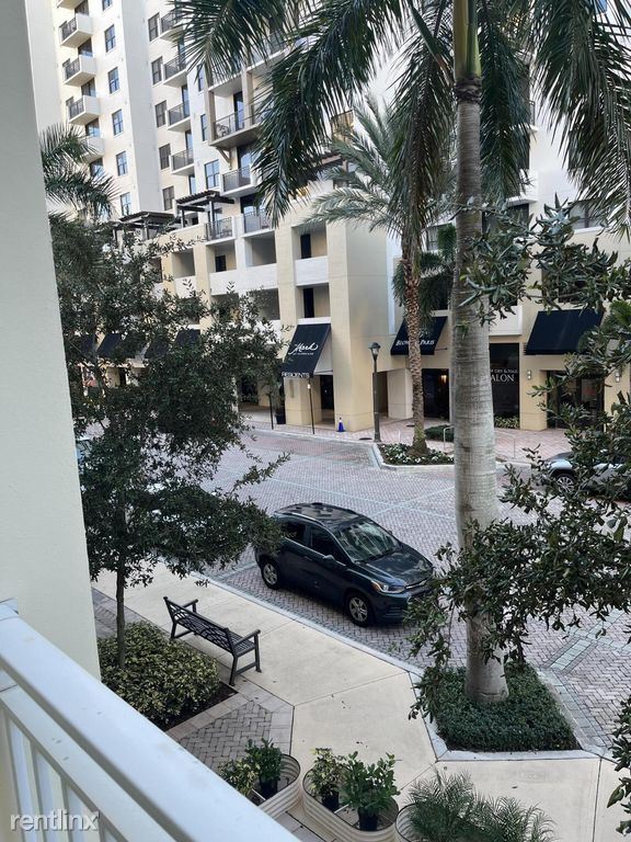 Building Photo - 2 br, 2 bath House - 99 SE Mizner Blvd Apt...