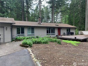 Building Photo - 3Bd/1.75Ba Redmond Home