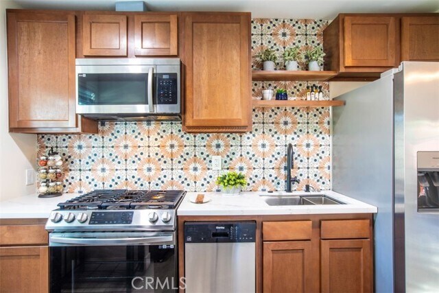 Building Photo - 32052 Via Alicia