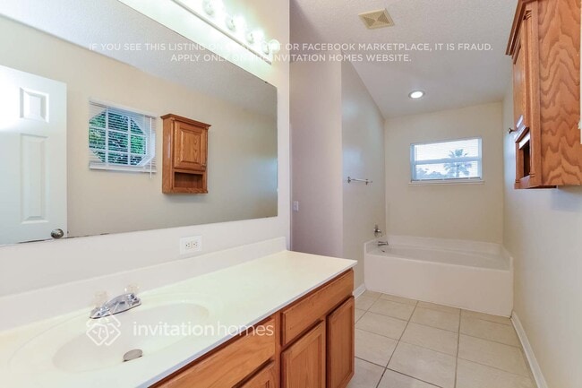 Building Photo - 6108 Waterfield Way