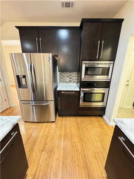 Building Photo - 103 Tahoe Dr