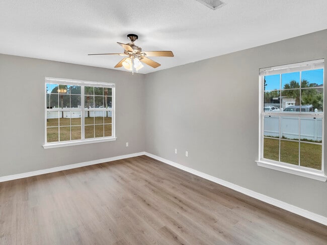 Building Photo - 2427 Tumbleweed Dr